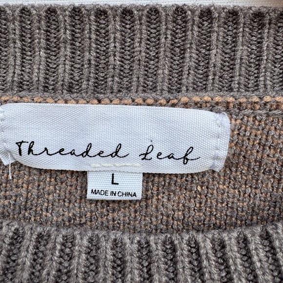 ThreadedLeaf Moon and Stars sweater size: L - Picture 4 of 6